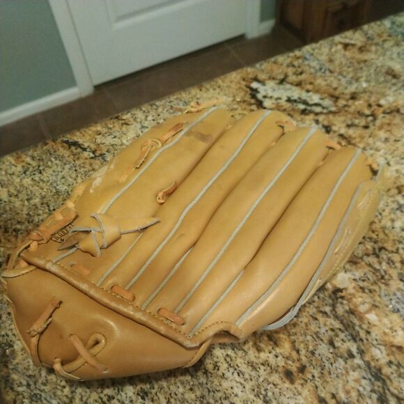 Spalding Dwight Gooden Baseball Glove competition Series nice! - Picture 3 of 12